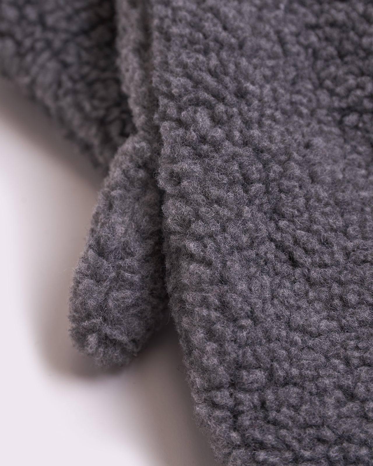 fluffy mittens details