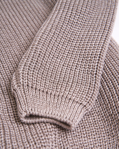 Linen oversized sweater cuffs