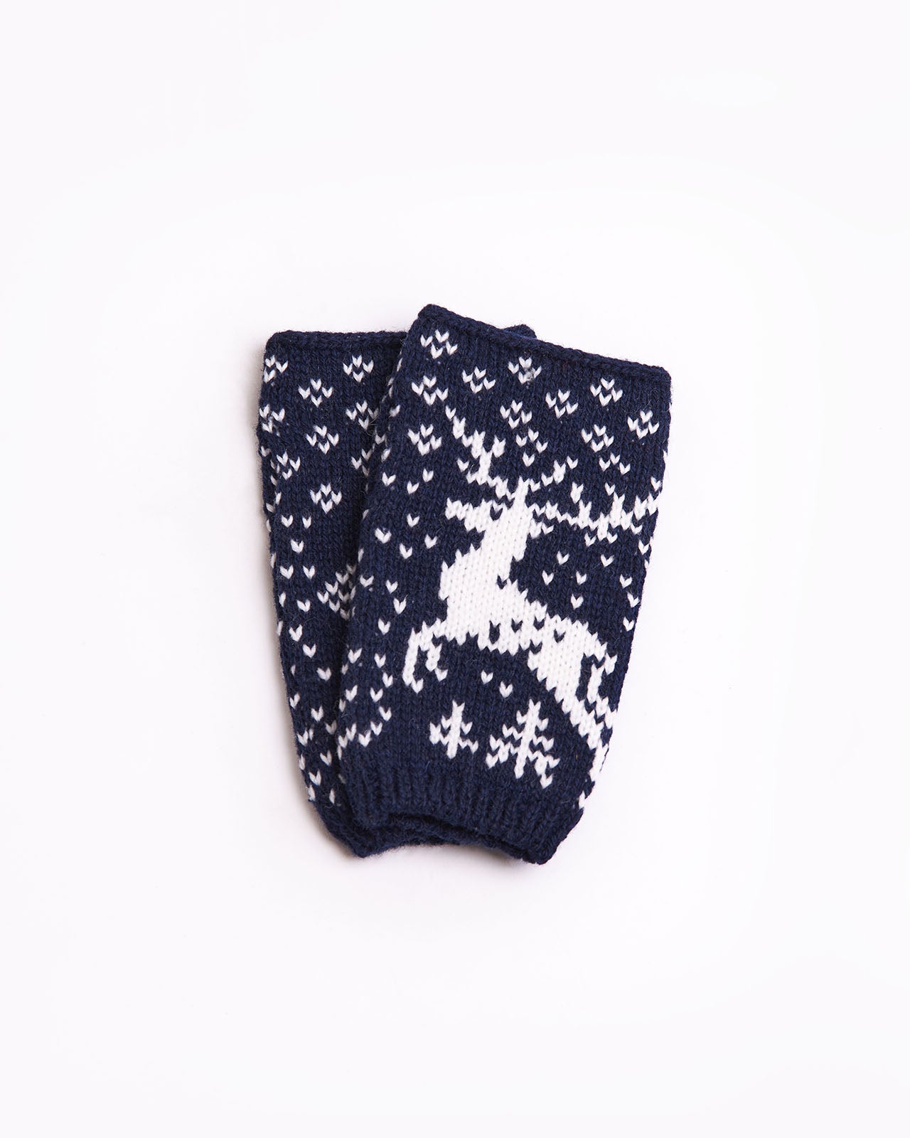 Wool mitts with reindeers
