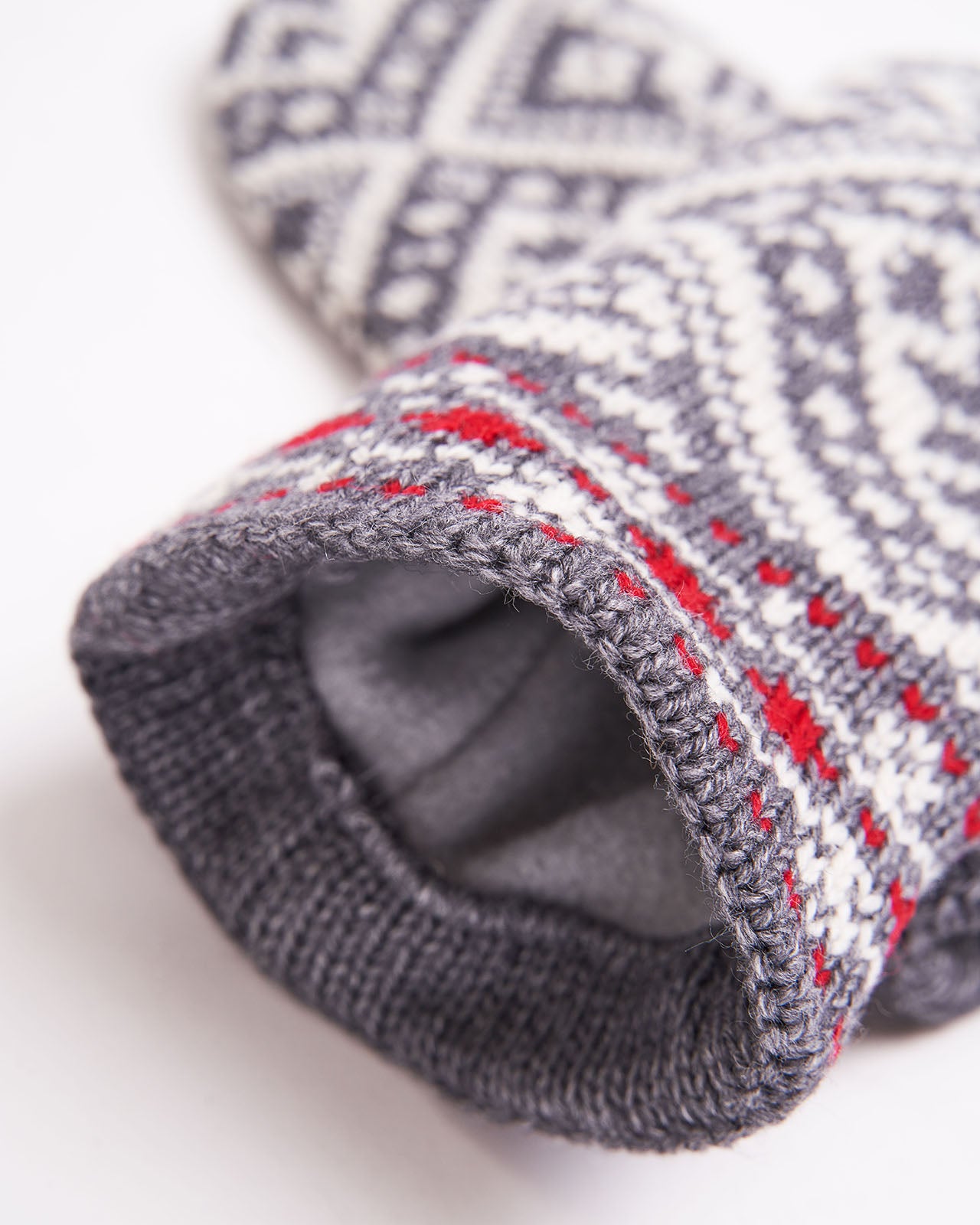 wool mittens with fleece inside