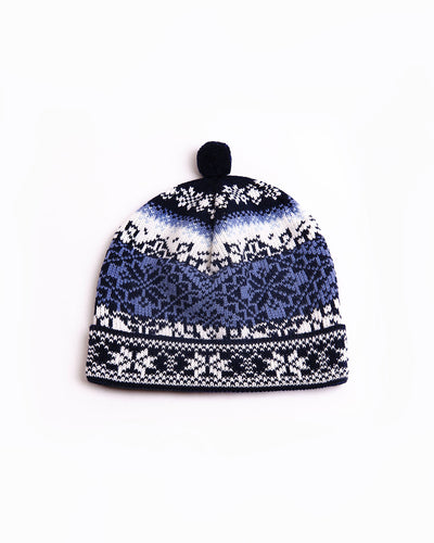 Wool hat with traditional pattern