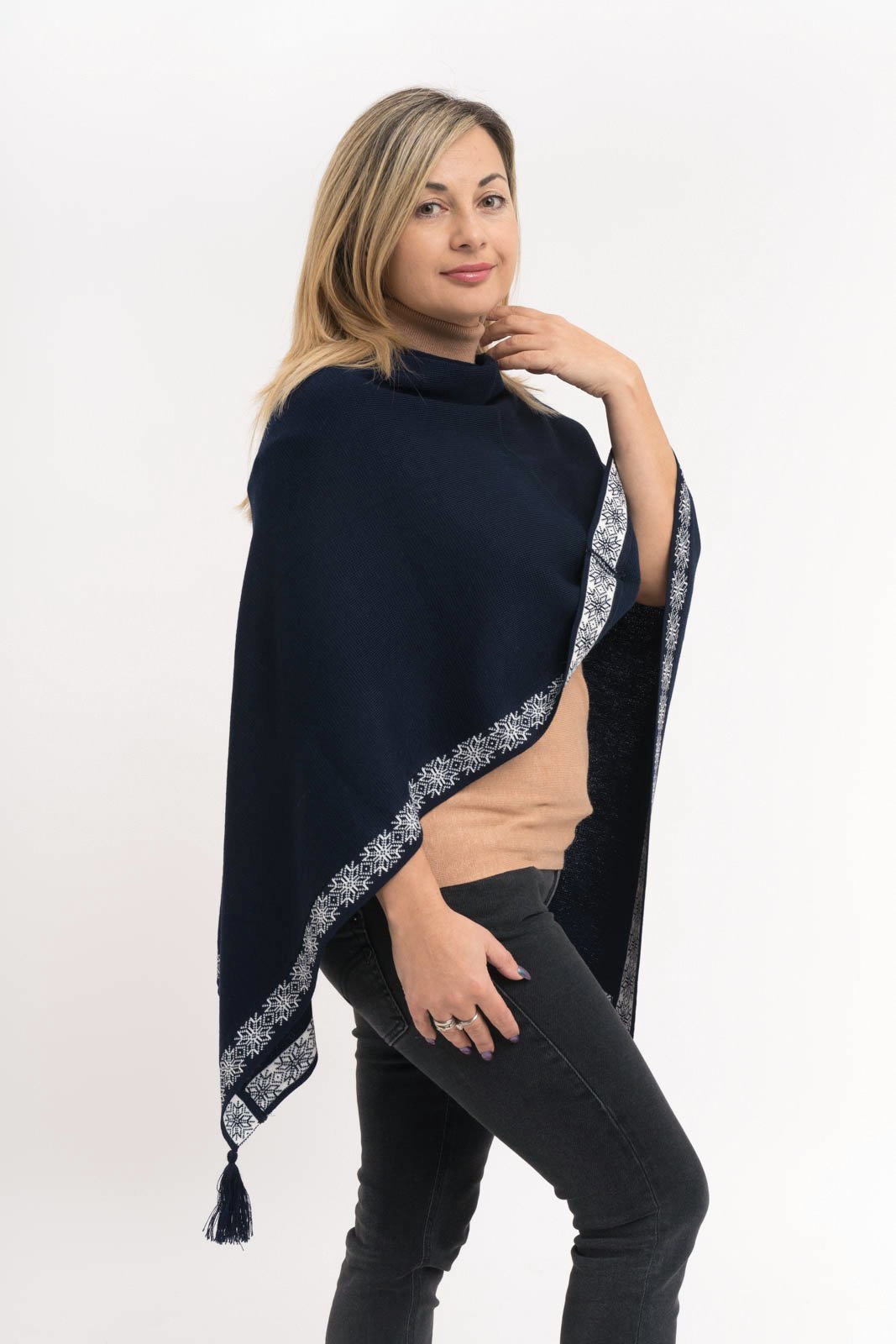 Vilo multi-wear jacquard knit poncho - Natural Style Estonia