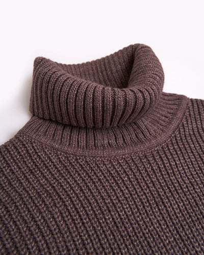 brown wool turtleneck collar details