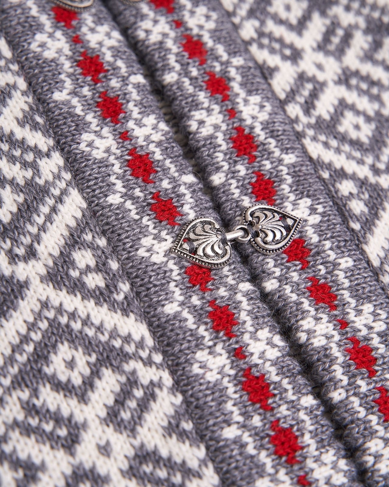 Metal buckle on wool pattern cardigan
