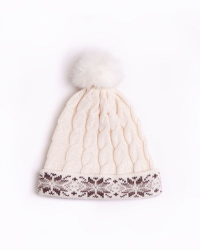 wool white hat with pompom